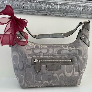 Coach F15054 Vintage Penelope hobo bag